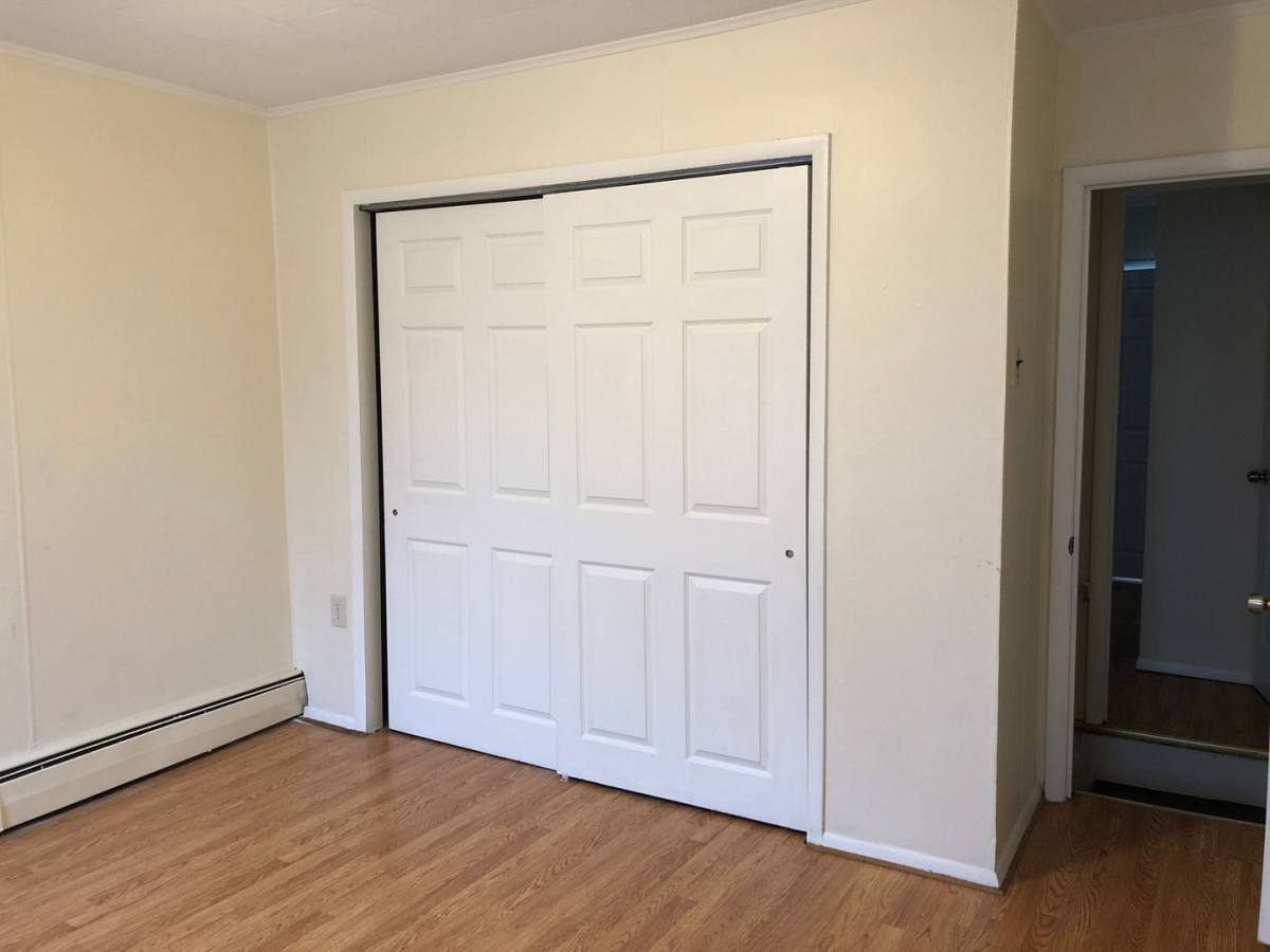House for rent at 136 Barnt Ave, Trenton, NJ 08611