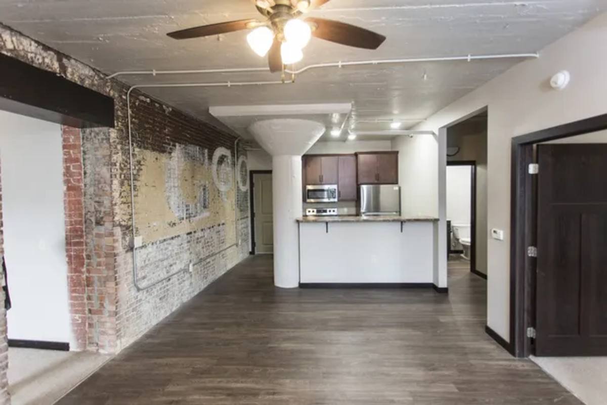 Apartment for rent at 301 Wesley Parkway, Sioux City, IA 51103