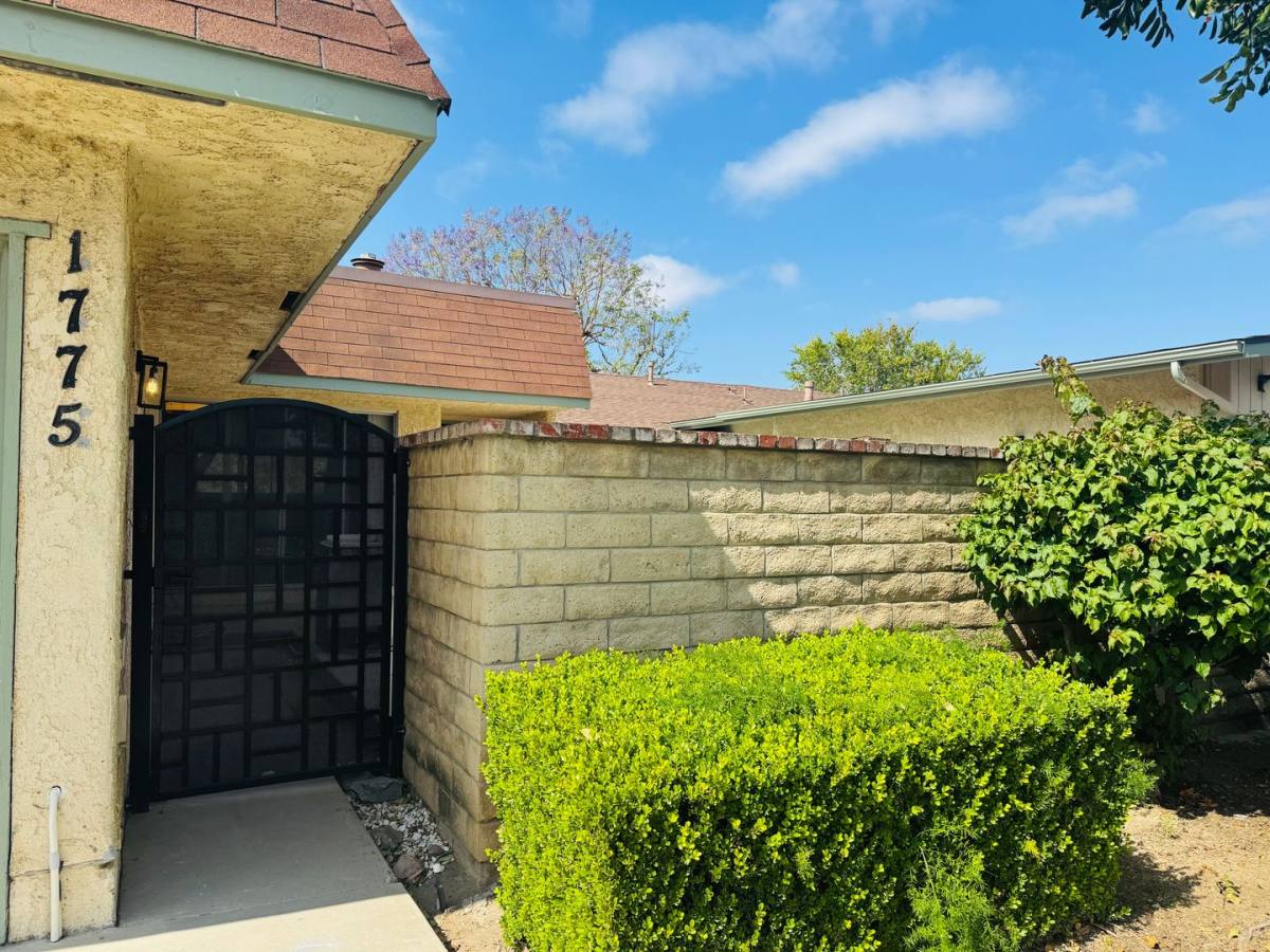 House for rent at 1775 Monte Vista Dr, Camarillo, CA 93010