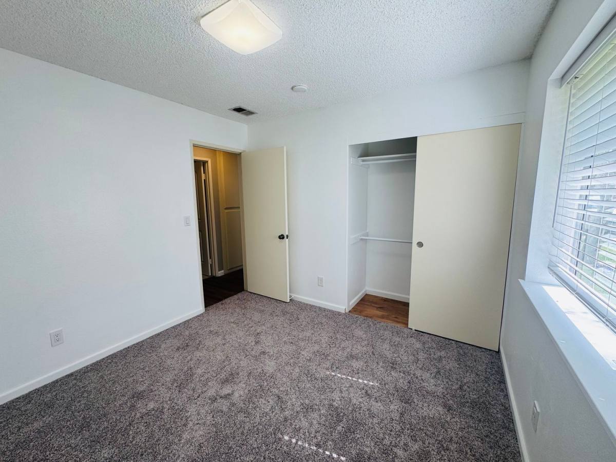 House for rent at 1775 Monte Vista Dr, Camarillo, CA 93010