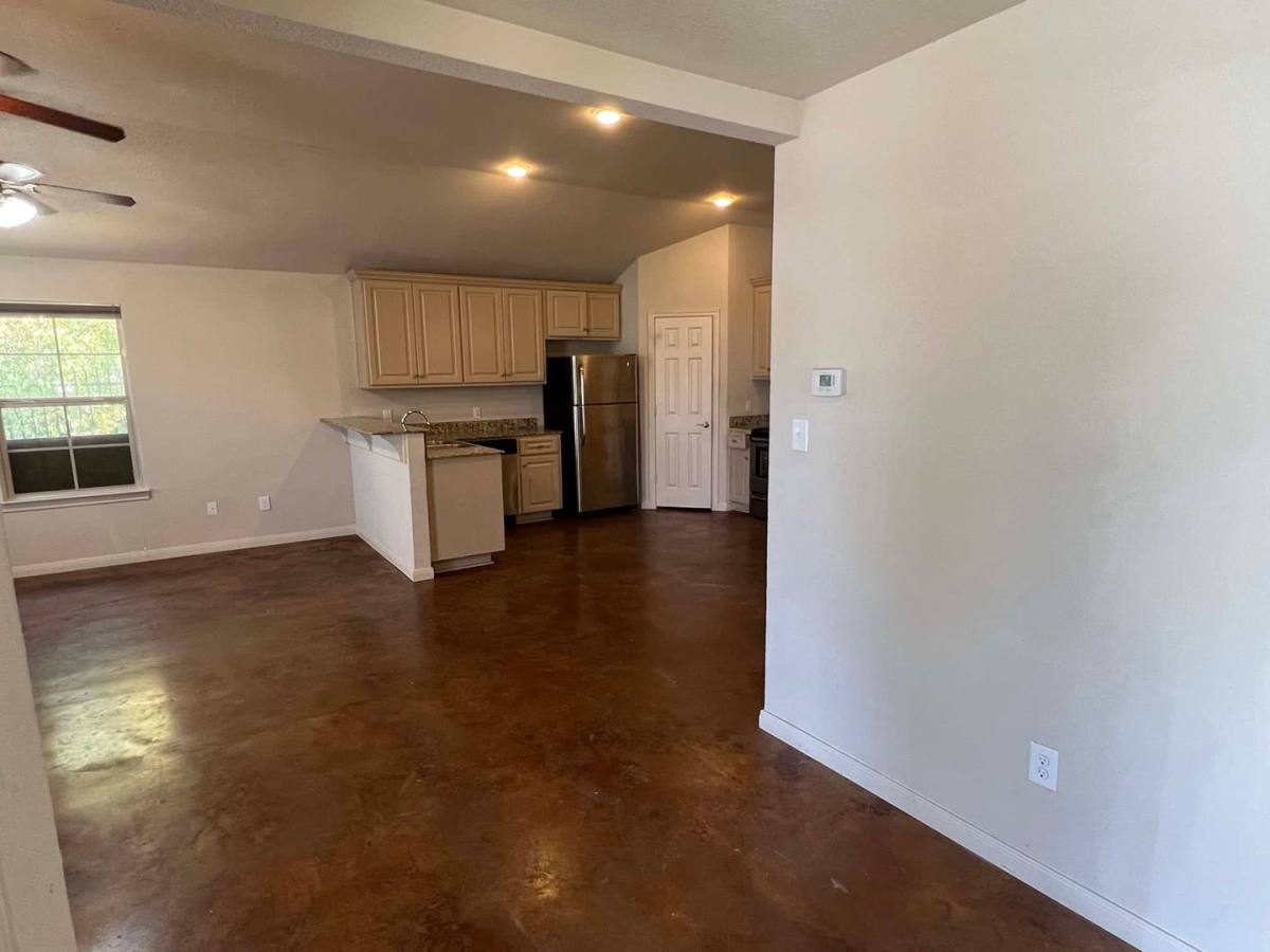 Apartment for rent at 2308 S 3rd St, Waco, TX 76706