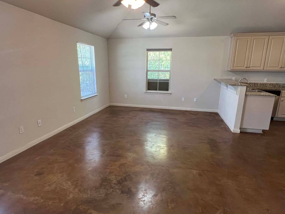 Apartment for rent at 2308 S 3rd St, Waco, TX 76706