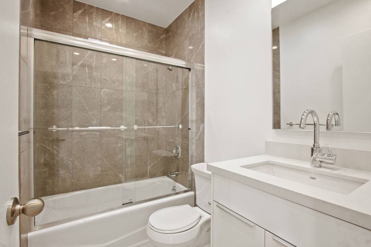 Apartment for rent at 1451 Franklin St, Santa Monica, CA 90404