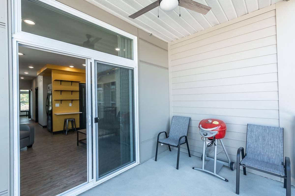 Apartment for rent at 318 E Third St, Bloomington, IN 47401