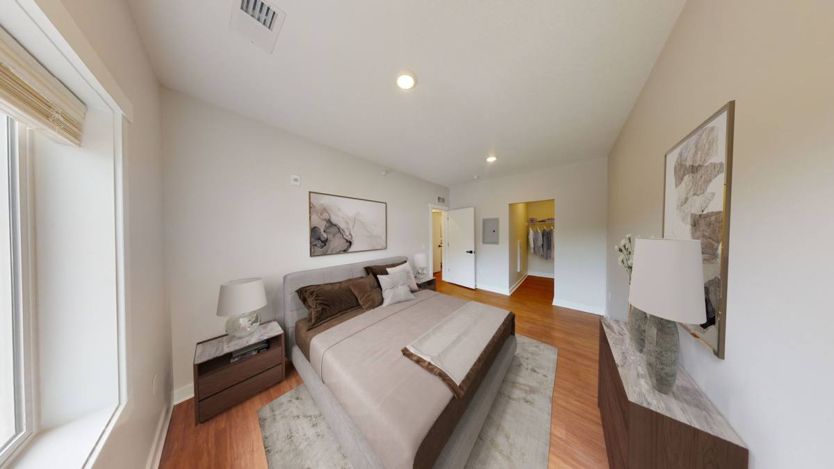 Apartment for rent at 825 S Washington Ave, Lansing, MI 48910
