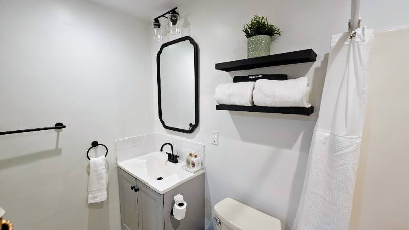 Apartment for rent at 222 Walnut St NW #B2, Atlanta, GA 30314