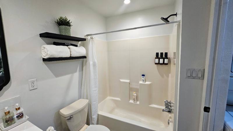 Apartment for rent at 222 Walnut St NW #B2, Atlanta, GA 30314