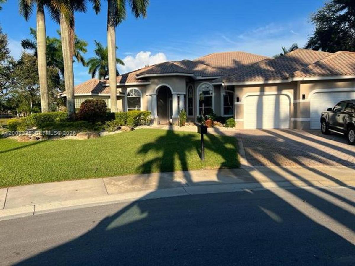House for rent at 2534 Poinciana Dr, Fort Lauderdale, FL 33327