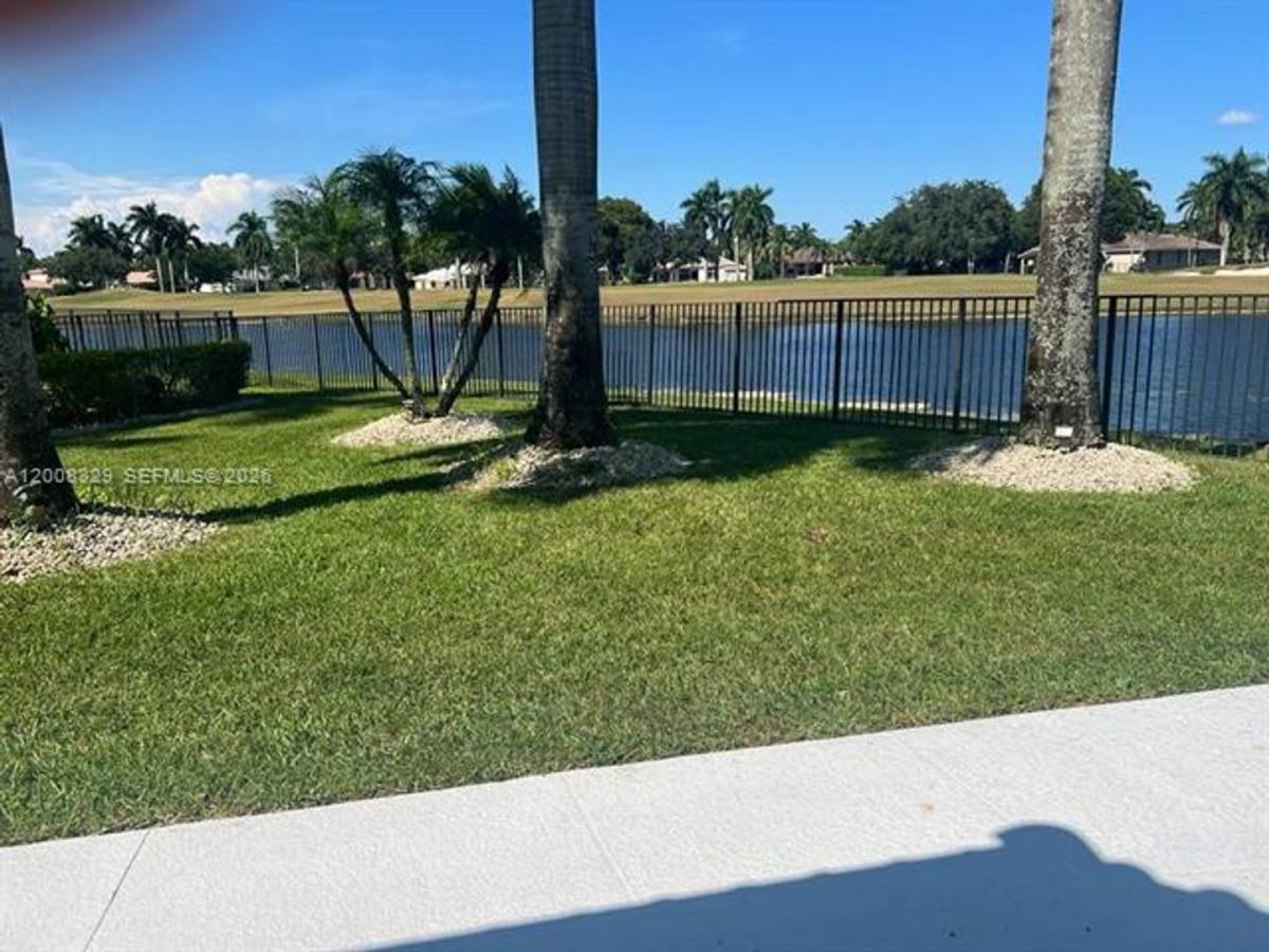 House for rent at 2534 Poinciana Dr, Fort Lauderdale, FL 33327