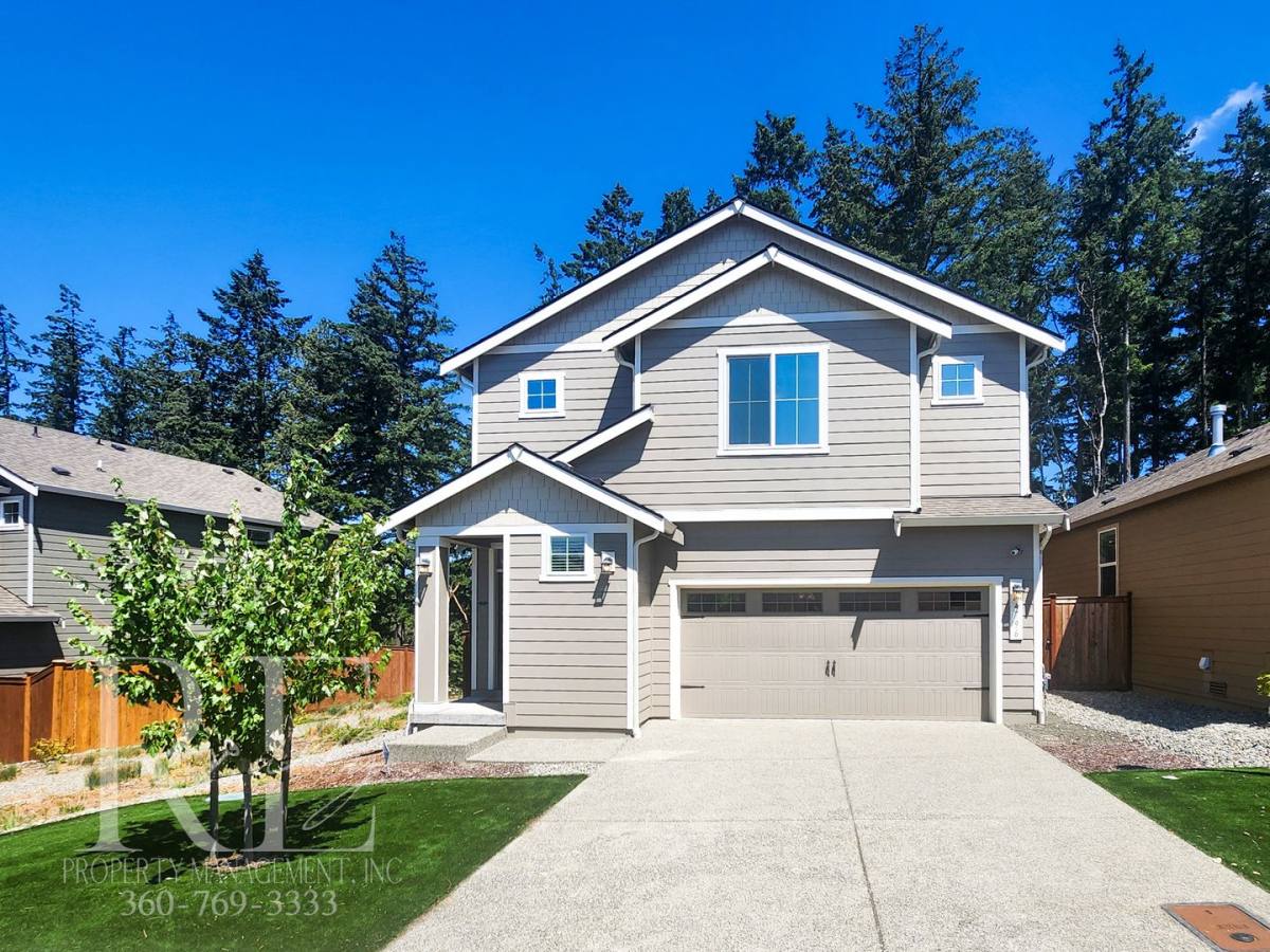 House for rent at 4796 Deadwood St, Bremerton, WA 98312
