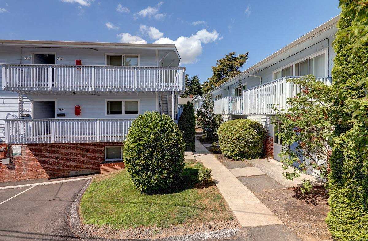 Apartment for rent at 11345 SE 27th Ave, Portland, OR 97222