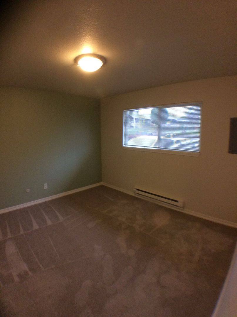 Apartment for rent at 11345 SE 27th Ave, Portland, OR 97222