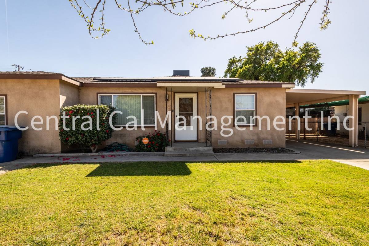 House for rent at 627 Hood Dr, Bakersfield, CA 93308