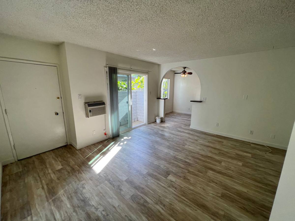 Apartment for rent at 12236 Pacific Ave, Los Angeles, CA 90066