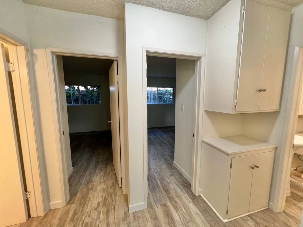 Apartment for rent at 12236 Pacific Ave, Los Angeles, CA 90066