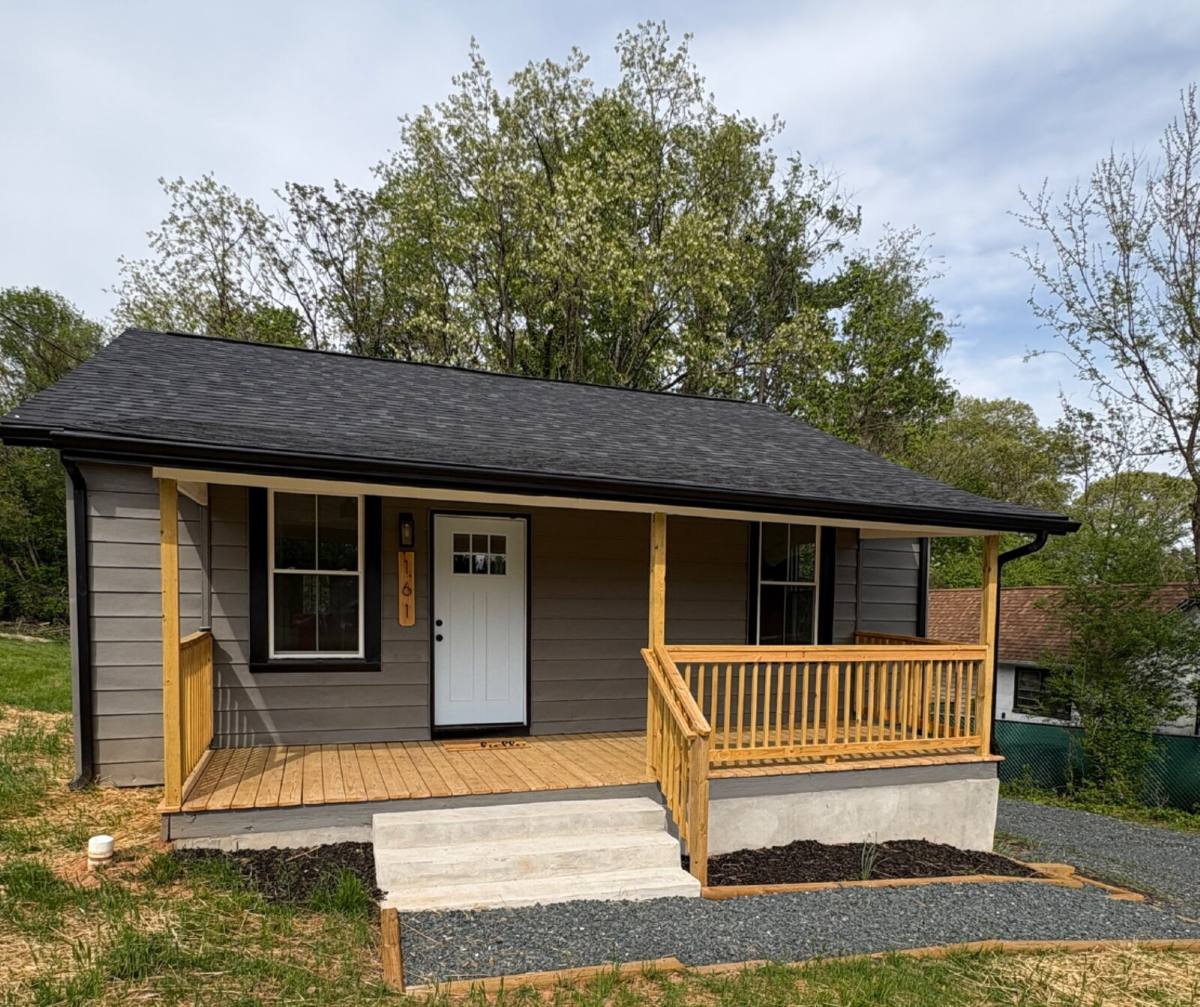 House for rent at 161 Seminole Dr, Madison Heights, VA 24572