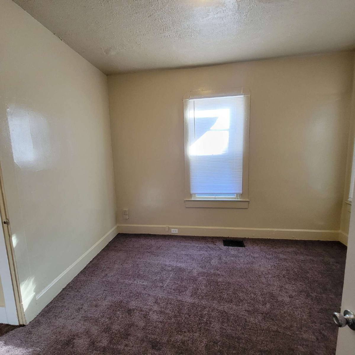House for rent at 722 Lincoln St, Indianapolis, IN 46203