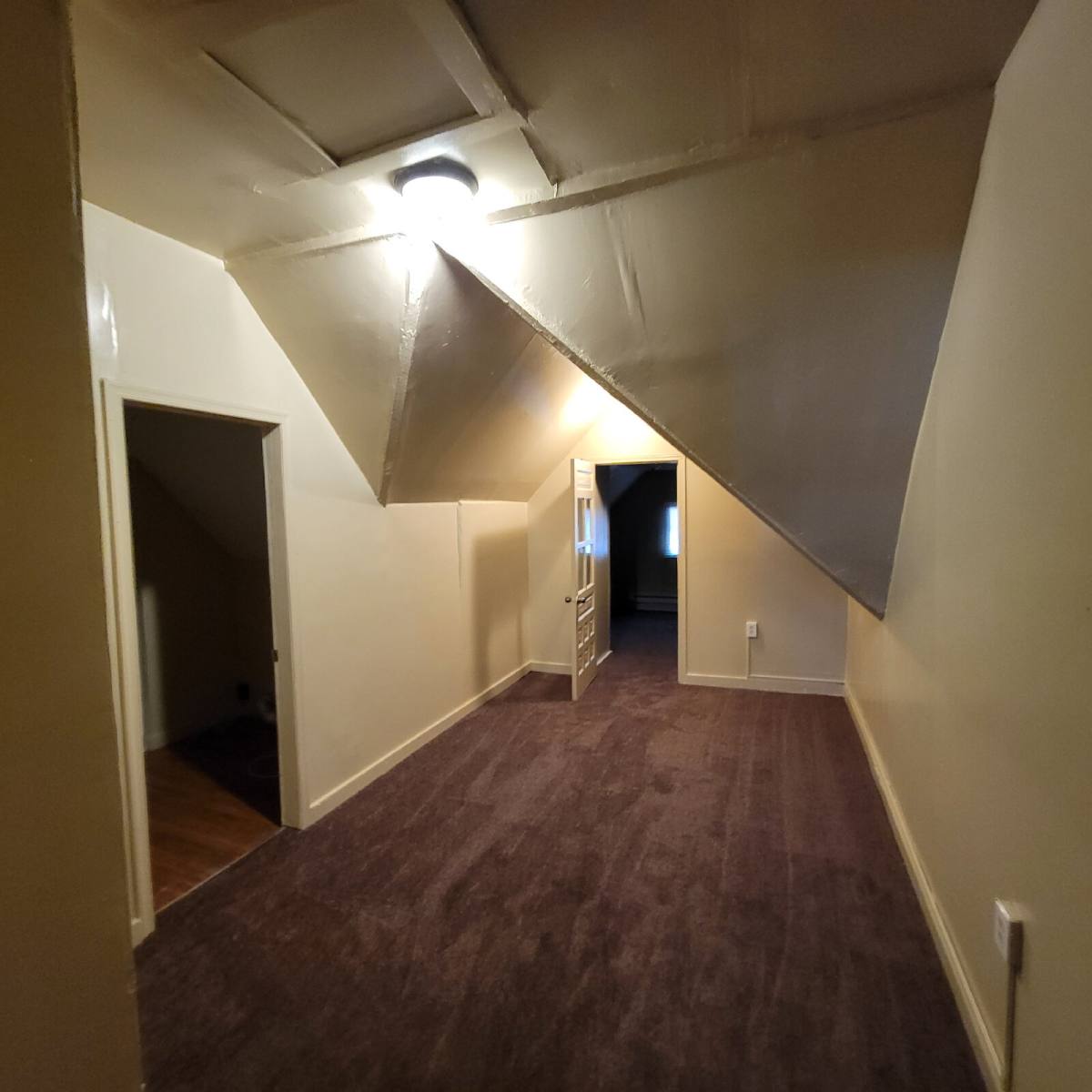 House for rent at 722 Lincoln St, Indianapolis, IN 46203