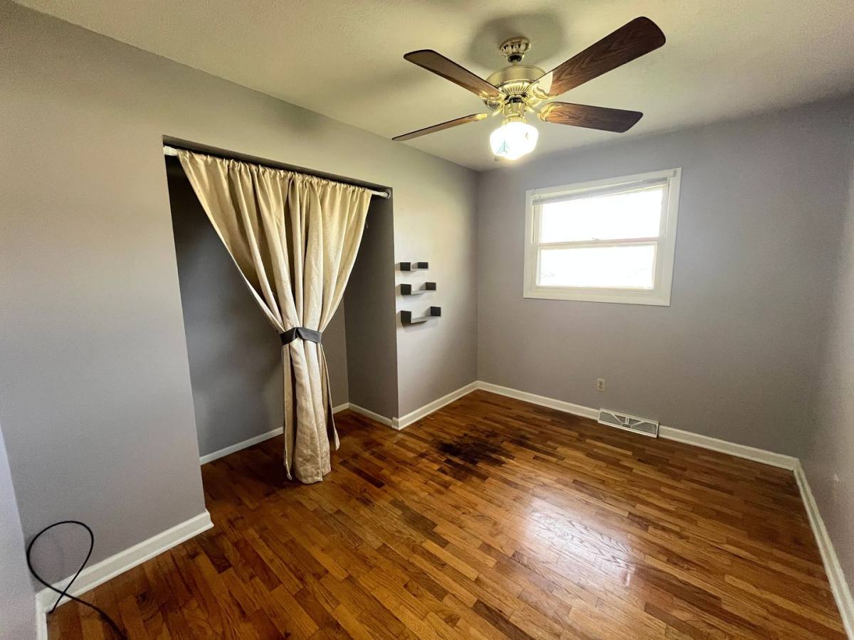 House for rent at 4059 Woodland Lane, Saint Joseph, MI 49085