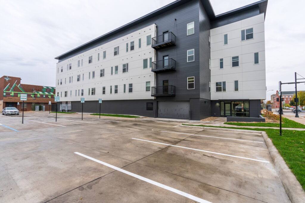 Apartment for rent at 110 N Delaware Ave #202, Mason City, IA 50401