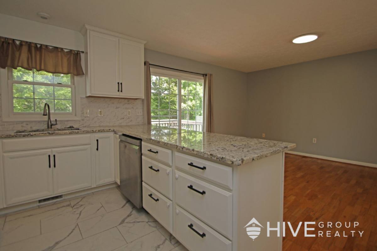 House for rent at 235 Quail Run Dr, Elkton, VA 22827