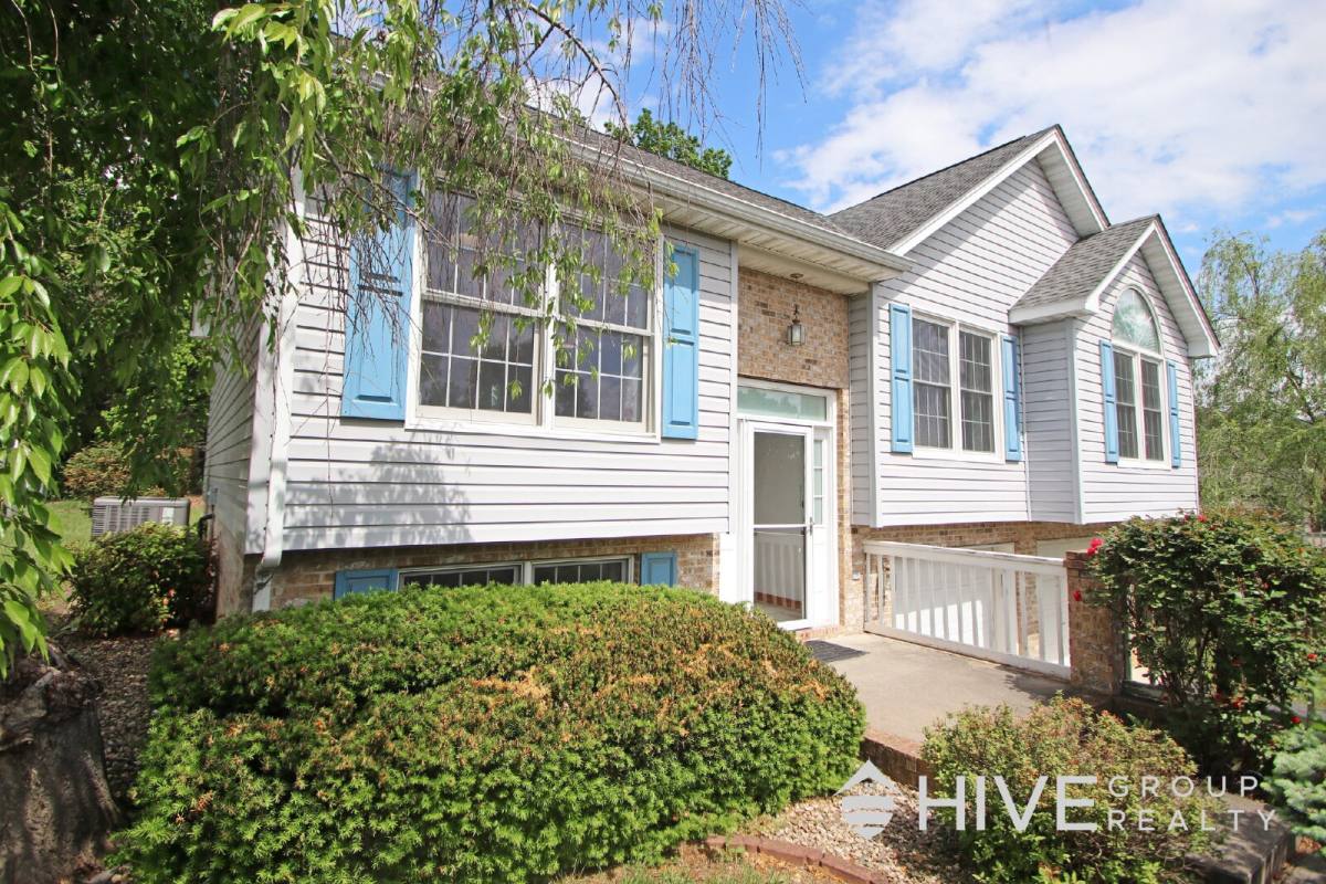 House for rent at 235 Quail Run Dr, Elkton, VA 22827