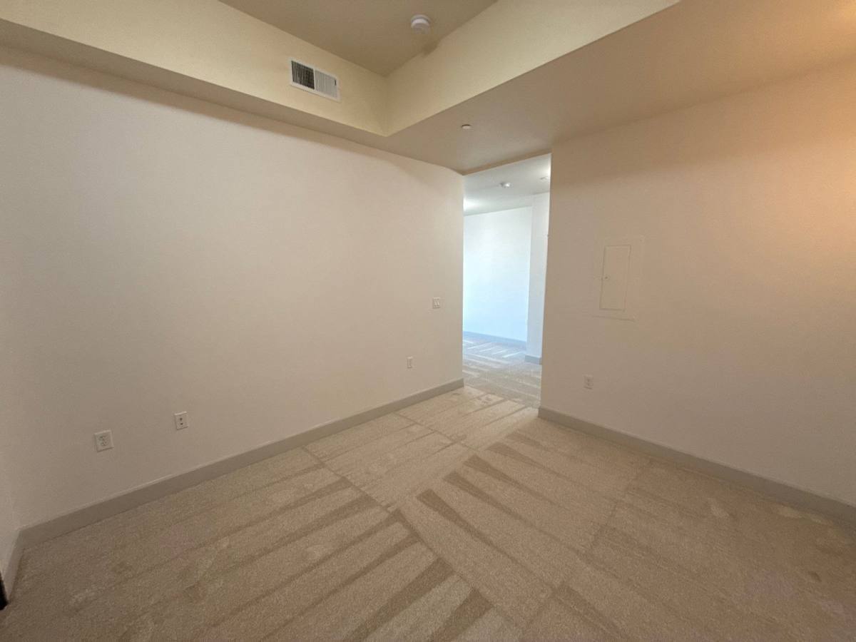 Apartment for rent at 160 Liberty St NE, Salem, OR 97301