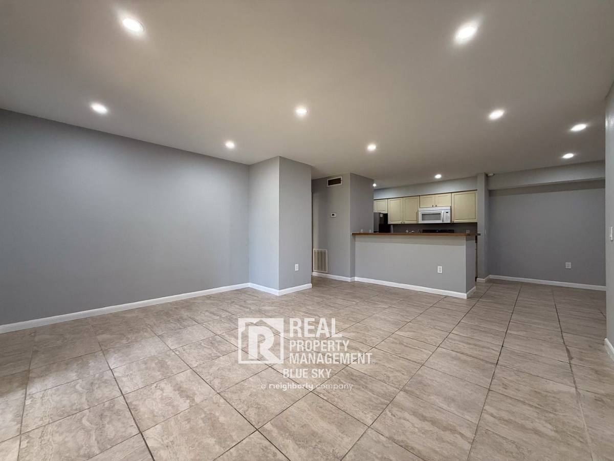 Condo for rent at 9481 Highland Oak Dr #1502, Tampa, FL 33647