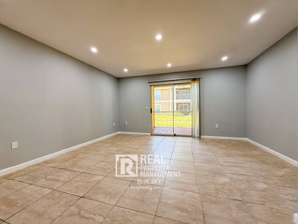 Condo for rent at 9481 Highland Oak Dr #1502, Tampa, FL 33647
