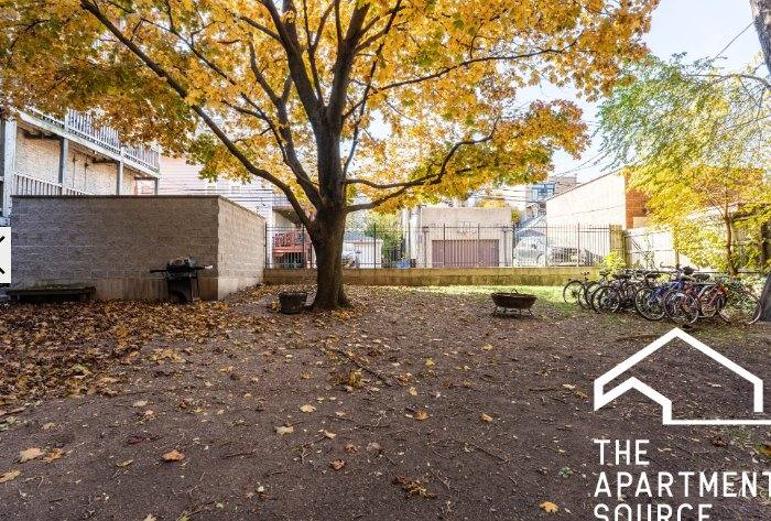 Apartment for rent at 1214 W Wrightwood Ave #G, Chicago, IL 60614