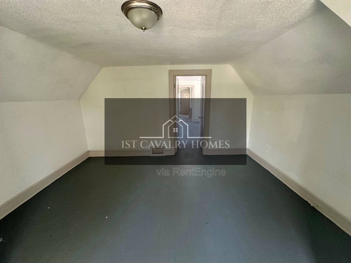 Apartment for rent at 3540 E 154th St #3, Cleveland, OH 44120