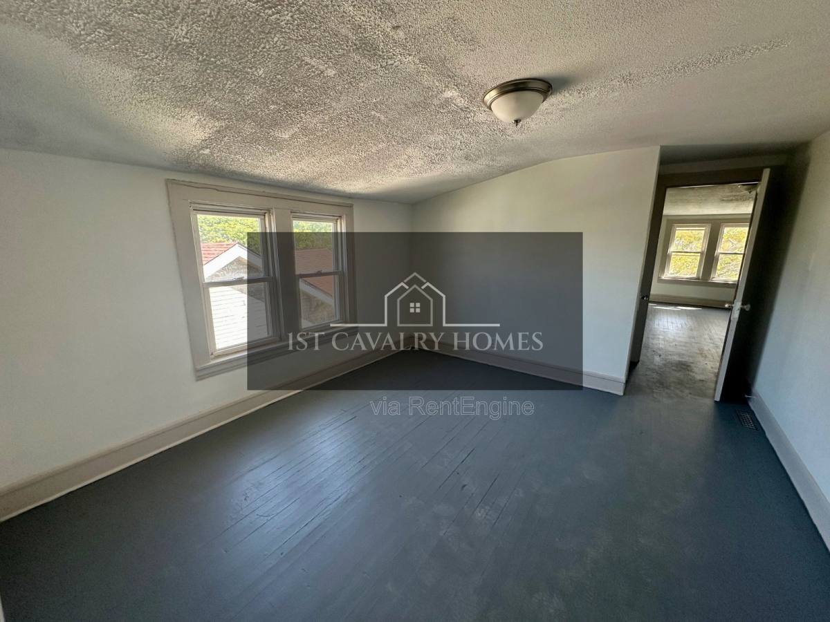 Apartment for rent at 3540 E 154th St #3, Cleveland, OH 44120