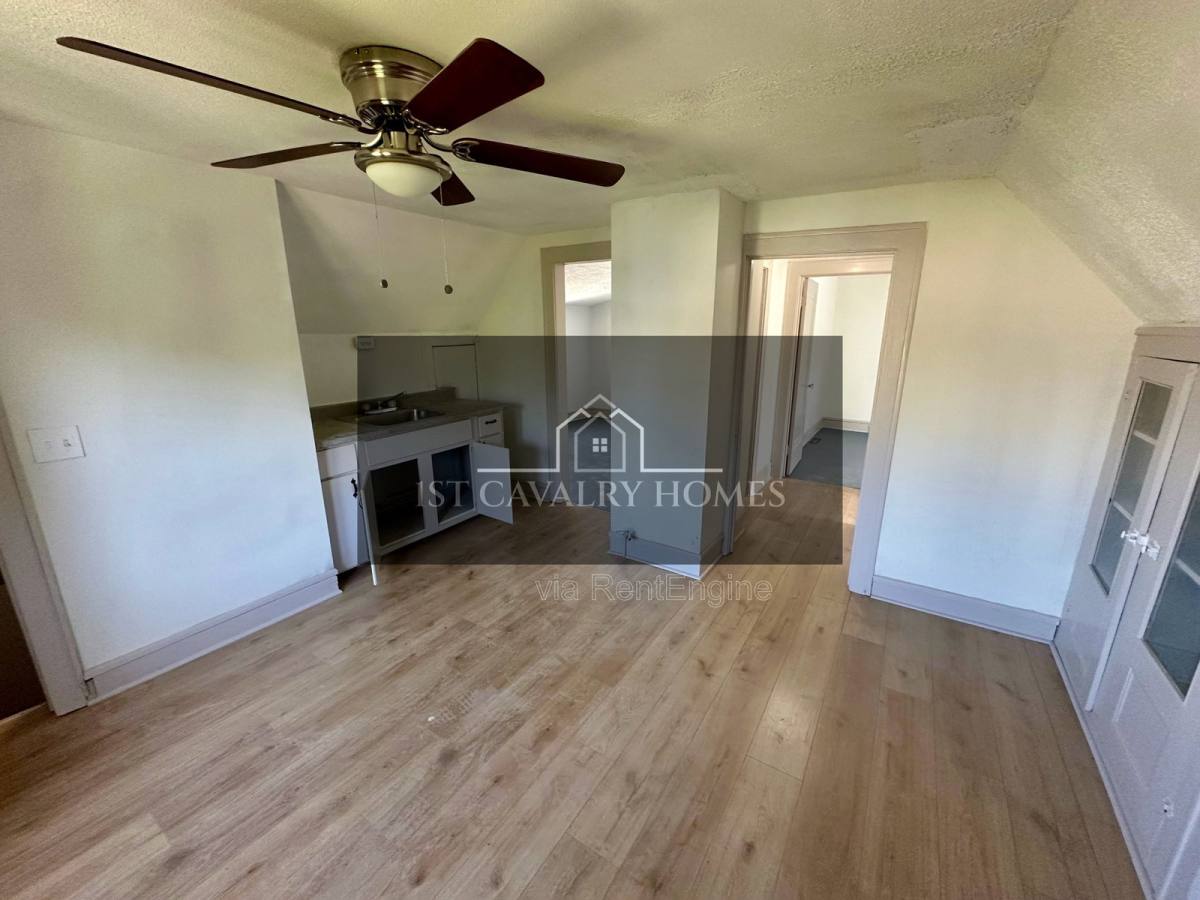 Apartment for rent at 3540 E 154th St #3, Cleveland, OH 44120