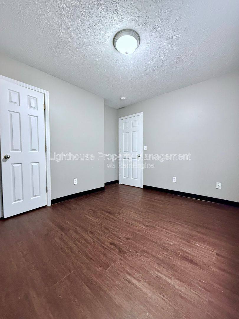 Apartment for rent at 8497 Douglas Ave #1, Kalamazoo, MI 49009