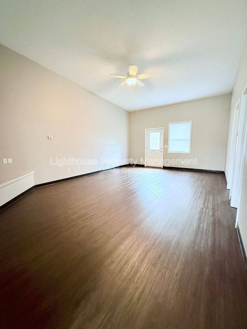 Apartment for rent at 8497 Douglas Ave #1, Kalamazoo, MI 49009