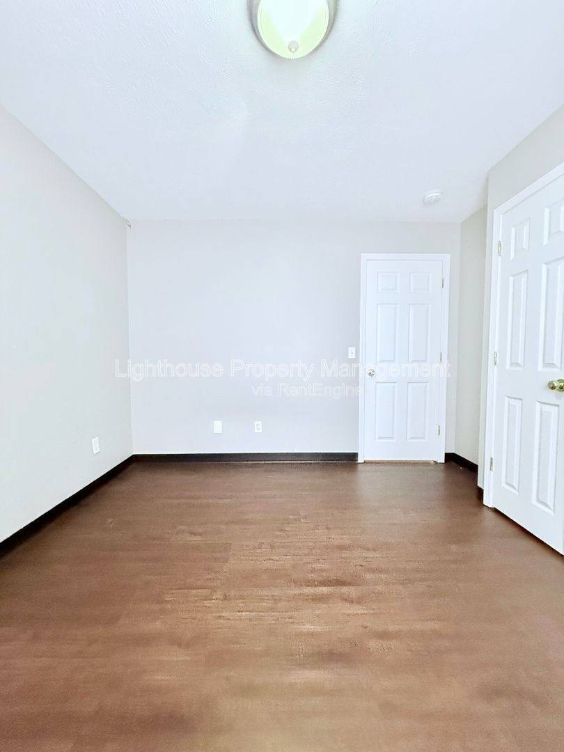 Apartment for rent at 8497 Douglas Ave #1, Kalamazoo, MI 49009