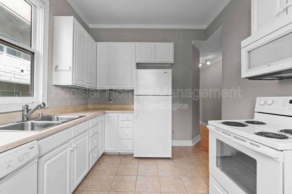 Condo for rent at 920 Broadway St #CONDO B, Indianapolis, IN 46202