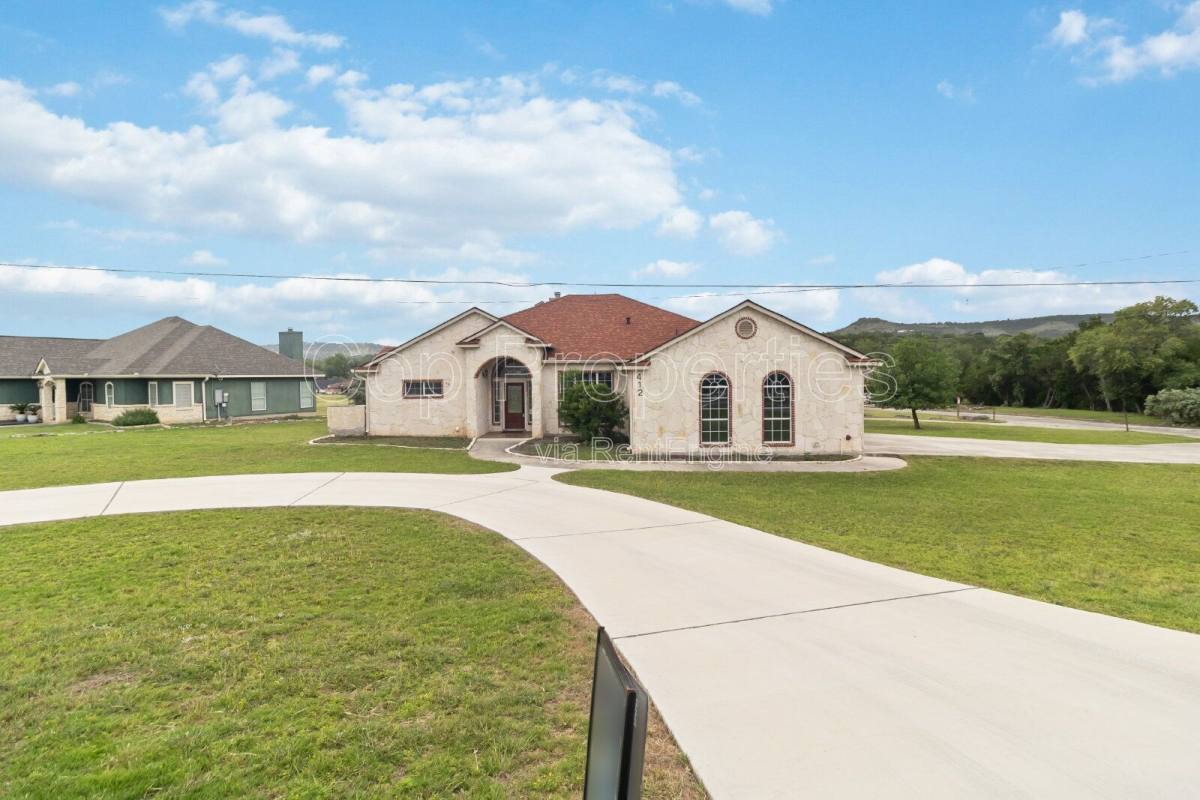House for rent at 412 Shayla Lane, Canyon Lake, TX 78133