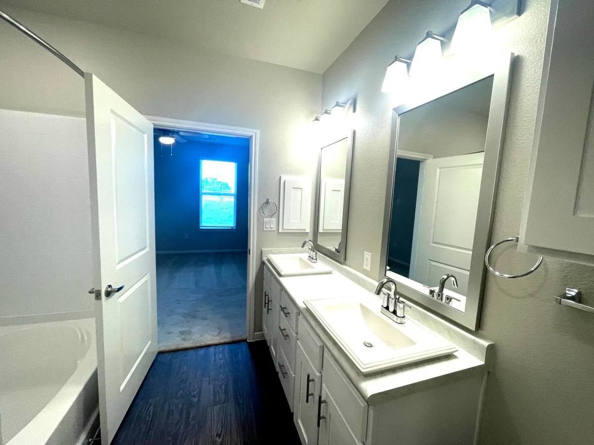 Apartment for rent at 12005 US-380 #1-135, Aubrey, TX 76227