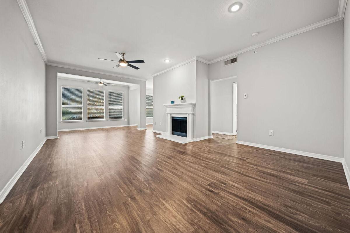 Apartment for rent at Settler's Gate Apartment Homes, 1420 W McDermott Dr, Allen, TX 75013