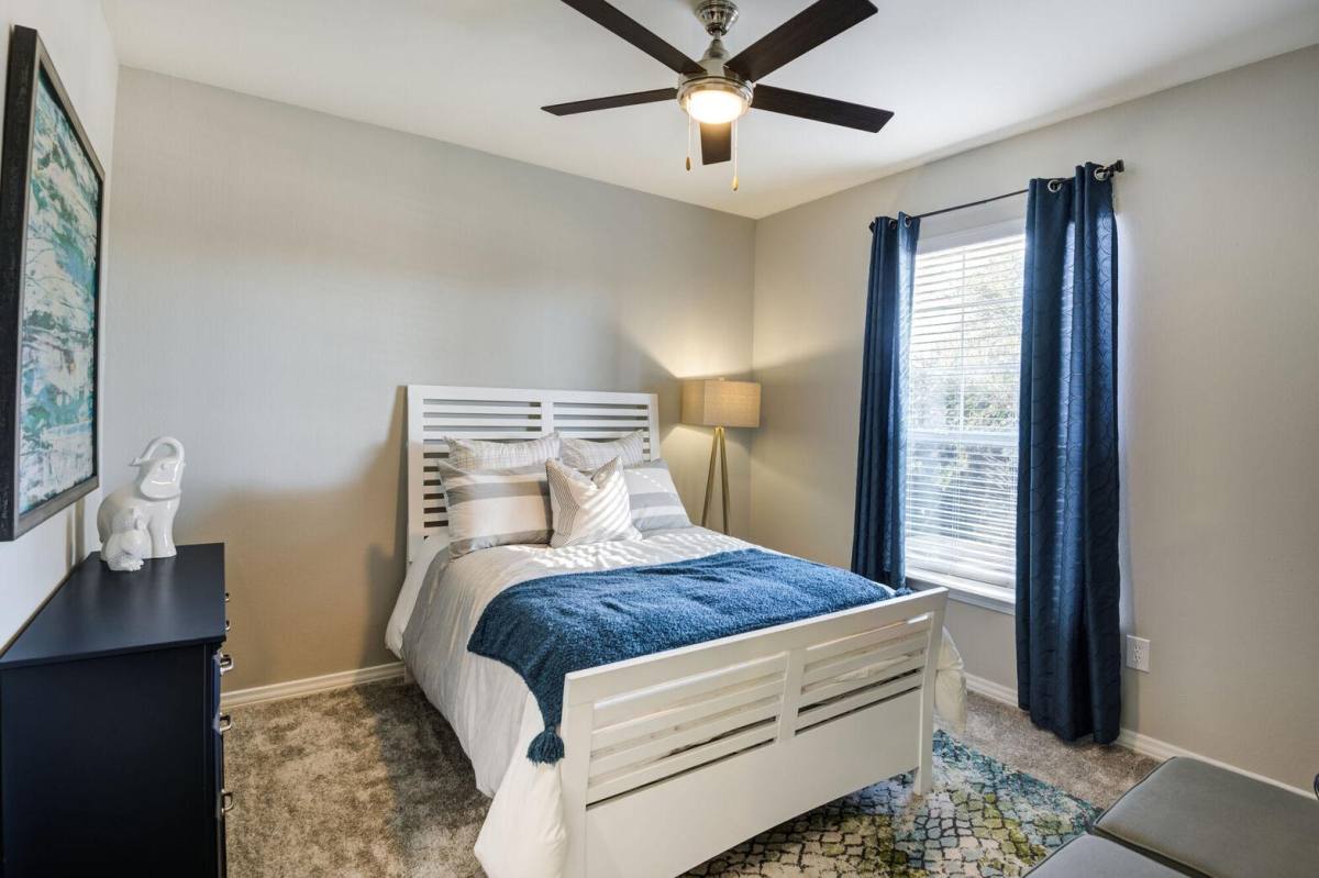 Apartment for rent at Settler's Gate Apartment Homes, 1420 W McDermott Dr, Allen, TX 75013