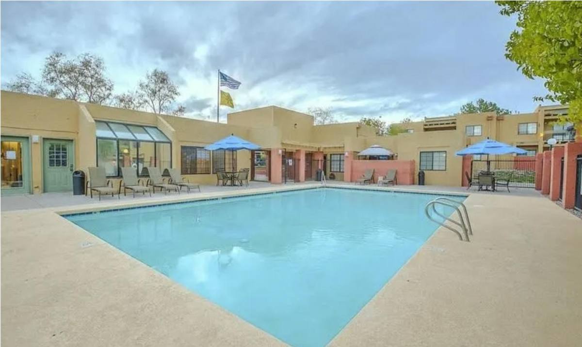 Apartment for rent at 900 Country Club Dr SE, Rio Rancho, NM 87124