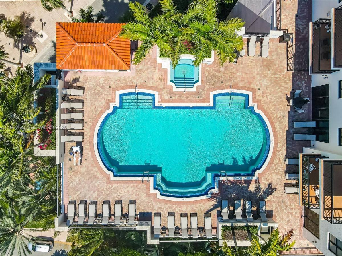 Condo for rent at 888 Douglas Rd #807, Miami, FL 33134