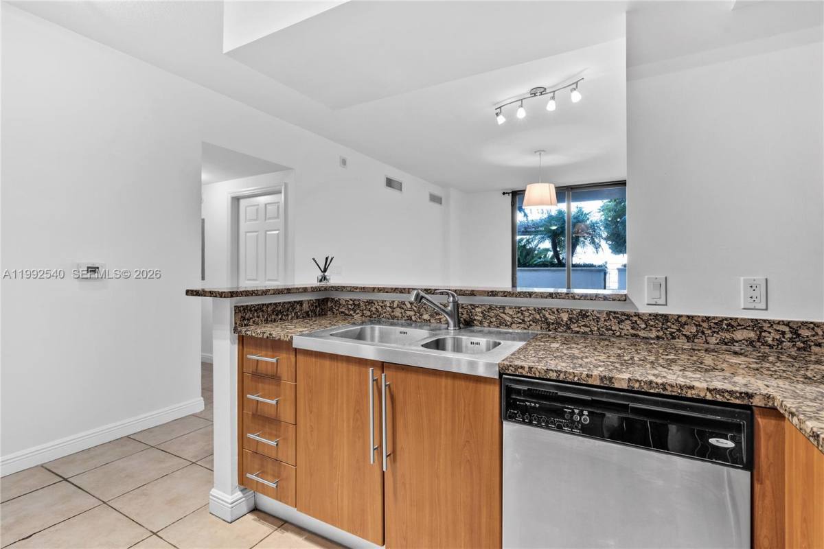 Condo for rent at 888 Douglas Rd #807, Miami, FL 33134