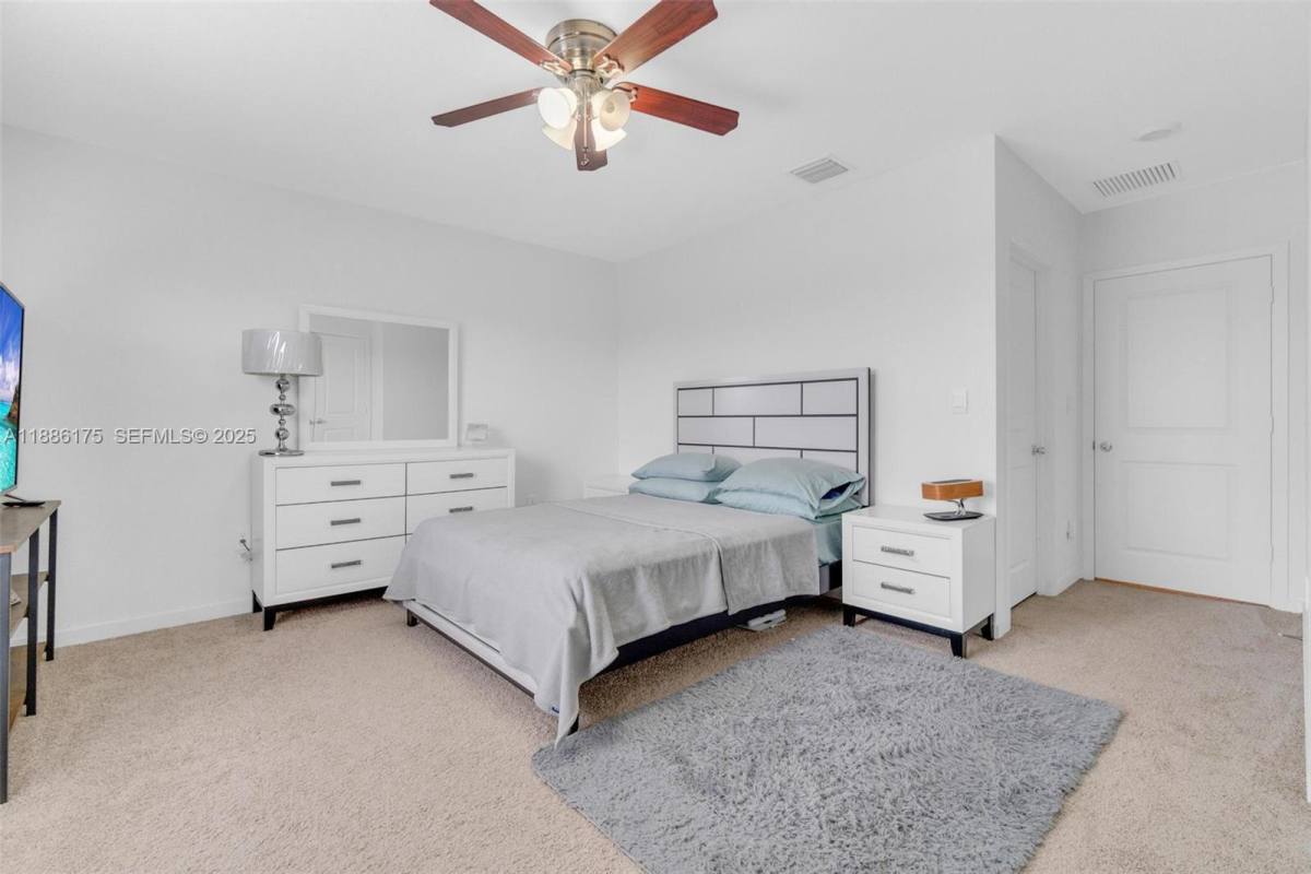 Townhouse for rent at 504 NE 1st St #504, Homestead, FL 33034