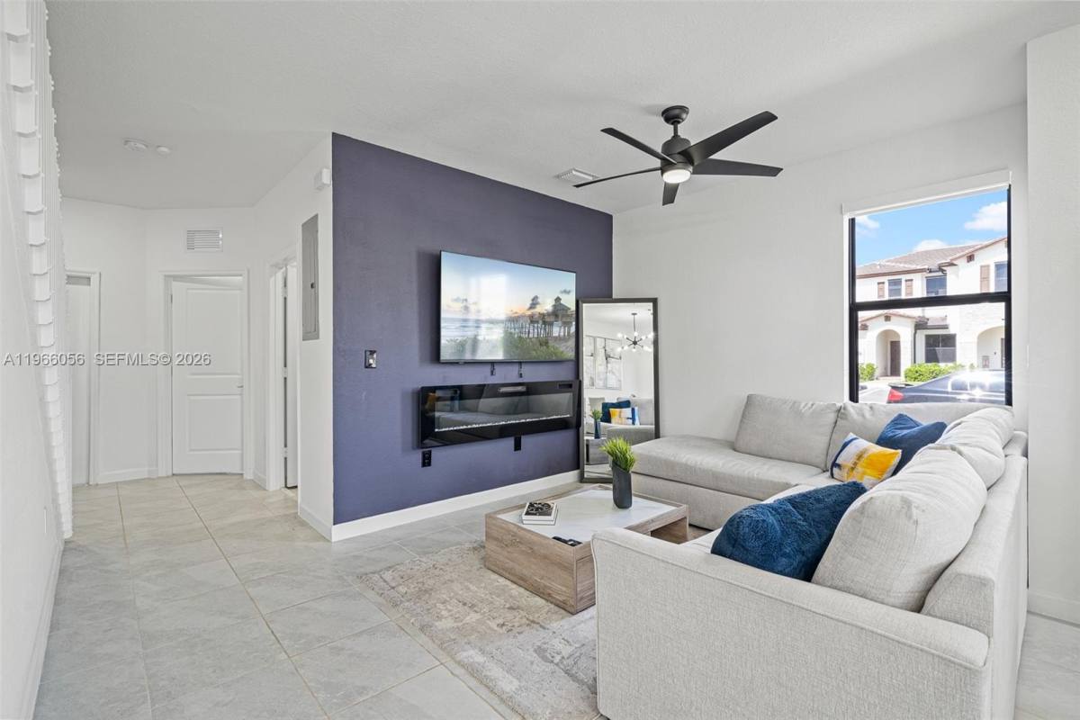 Townhouse for rent at 9941 SW 231st Lane, Miami, FL 33190