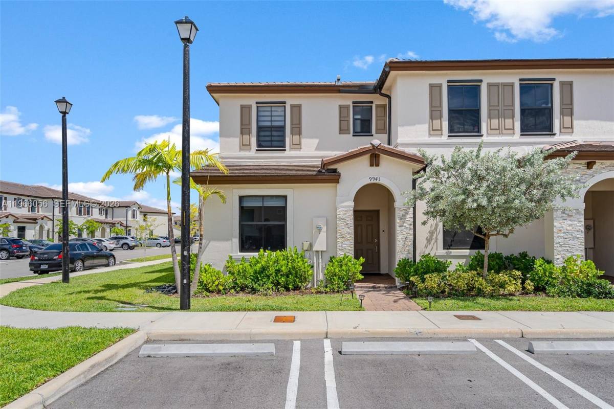 Townhouse for rent at 9941 SW 231st Lane, Miami, FL 33190