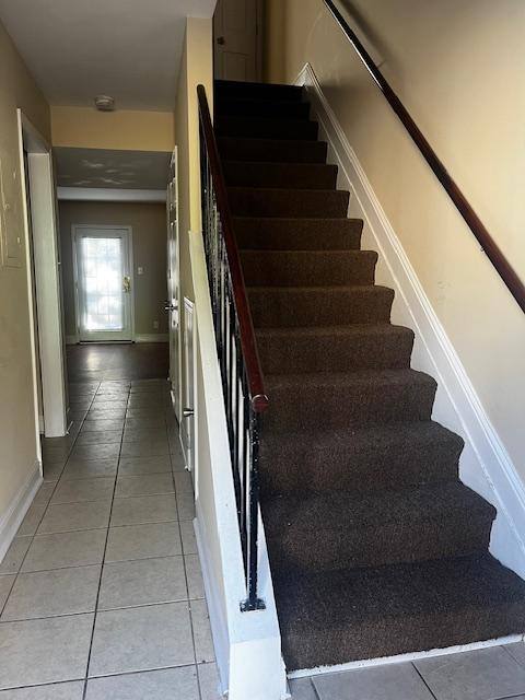 Apartment for rent at 853 N Ave, Macon, GA 31211