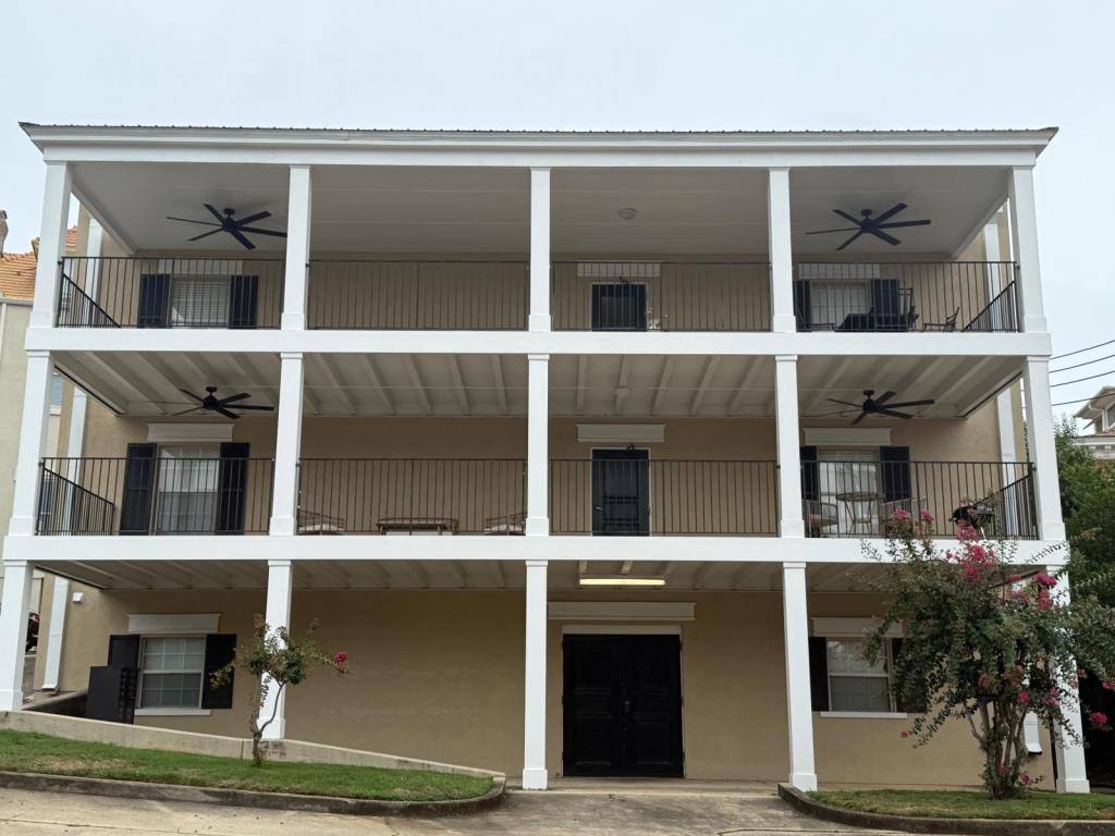 Apartment for rent at 952 Georgia Ave #16, Macon, GA 31201