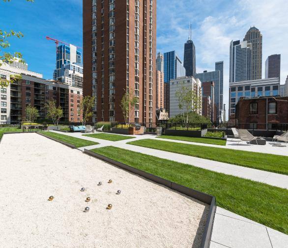 Apartment for rent at 833 N Clark St, Chicago, IL 60610